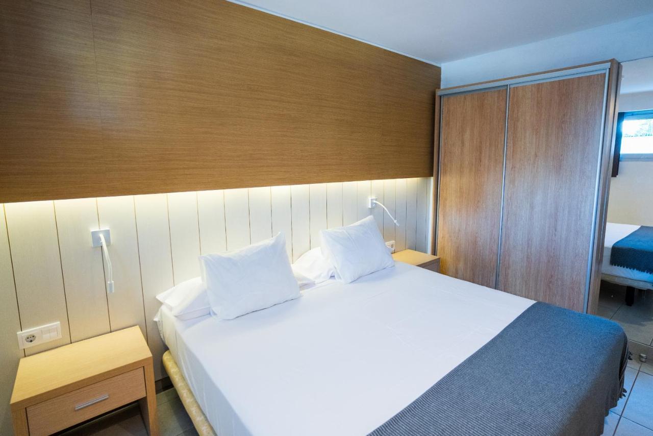 Apartamentos Vacacionales Broncemar San Bartolome Bagian luar foto